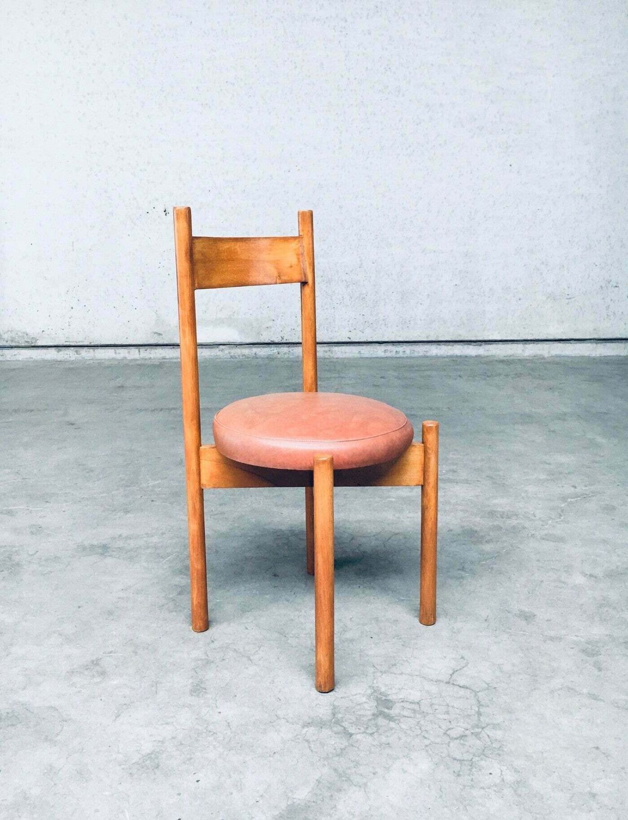 photo vintage Mid Century Modern Design Eetkamerstoelen In De Stijl Van Charlotte Perriand, Frankrijk, Ca. Jaren 1960