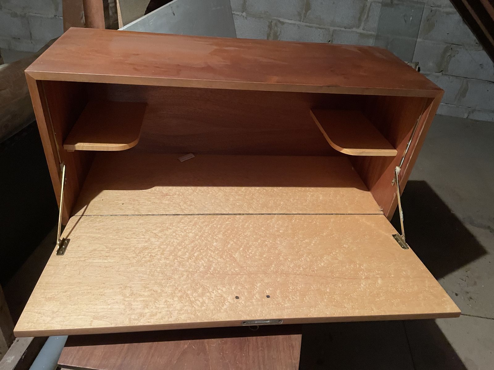 Retro Ladderax, 1960 1970s. 3 Systems And Shelves / Cabinets. Two Are Wall Mounted, One Is Floor Standing. One Stain. photo Furniture