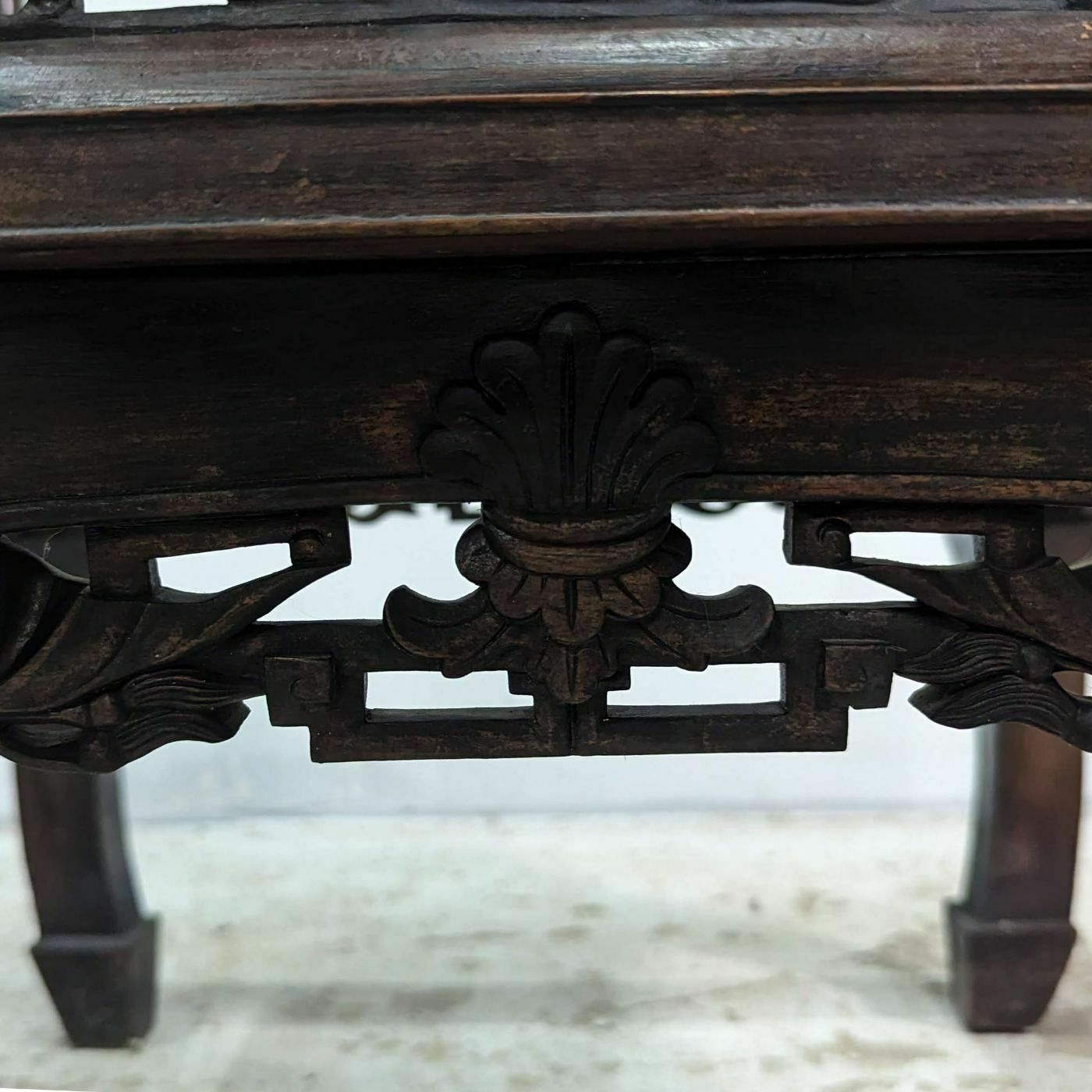 photo furniture Indochinese Living Room 1900 In Exotic Wood Decorated With Bats