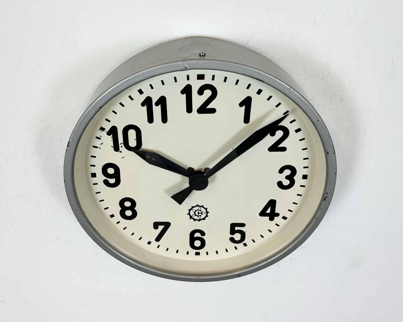 photo vinterior Grey Industrial Factory Wall Clock From Chronotechna, 1950s