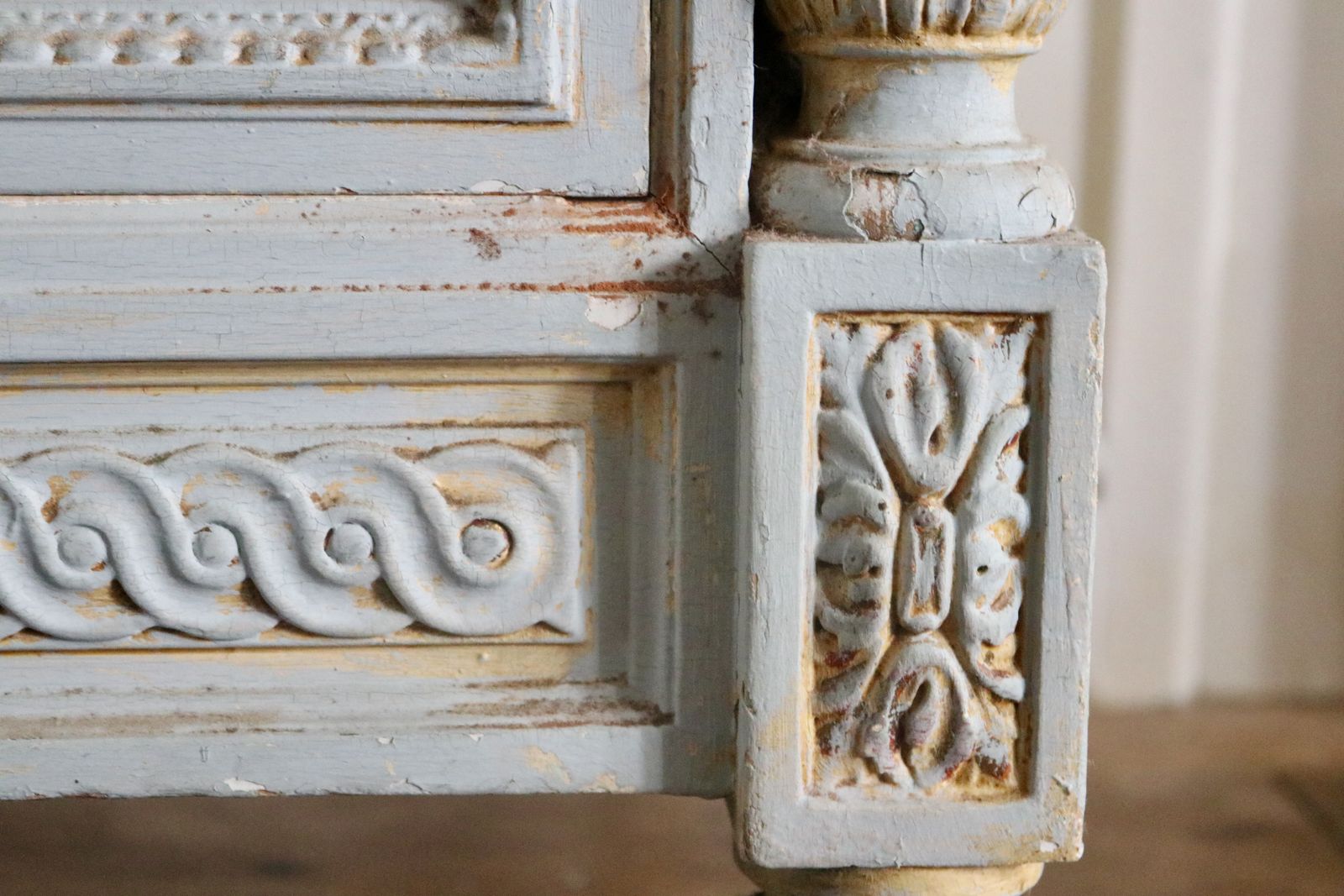 Beautiful French Antique Aged Chest Of Drawers photo for sale