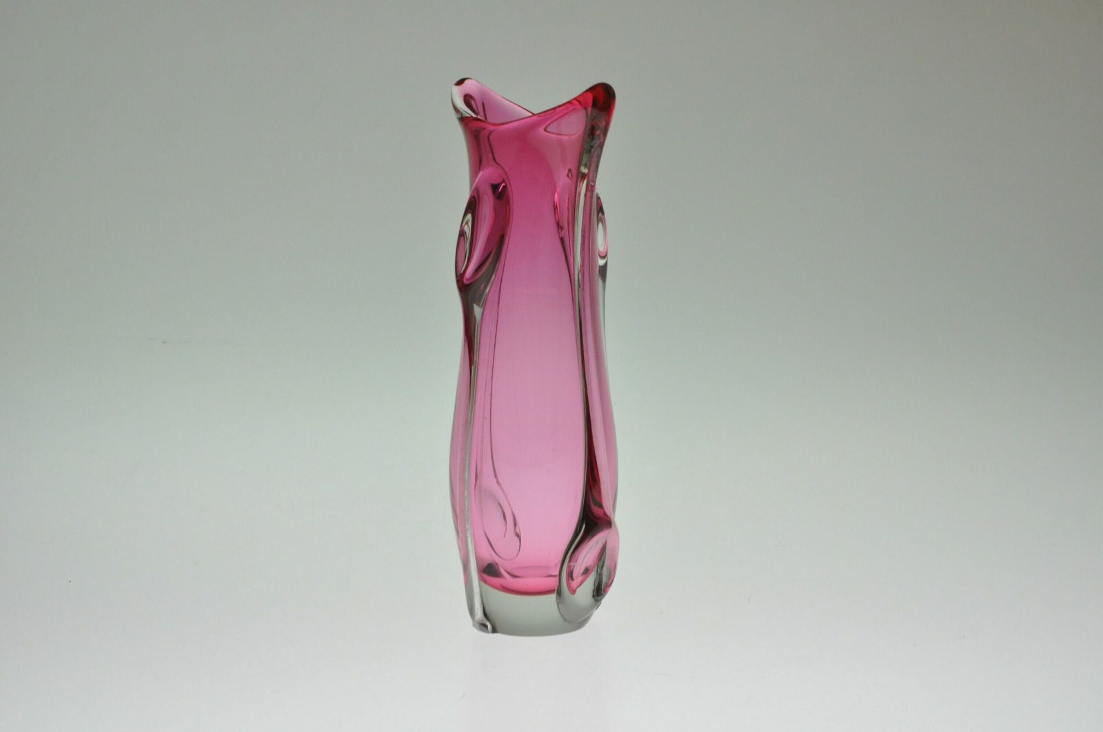 Pink Glass Vase, Czech Vintage Glass, Handmade Vase, Bohemian Vase photo vinterior