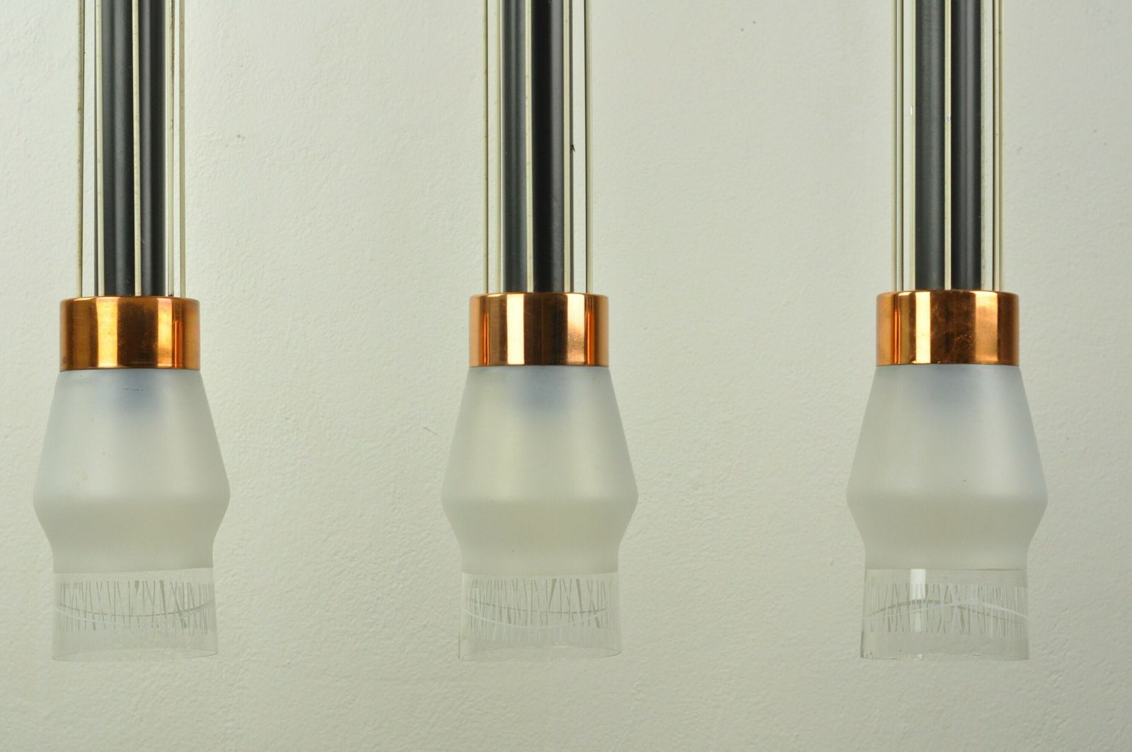 3 Light Mid Century Ceiling Lamp, Mid Century Lighting, Mid Century Lamp, Ceiling Light, Ceiling Lighting, Mid Century Modern, Lighting photo vinterior