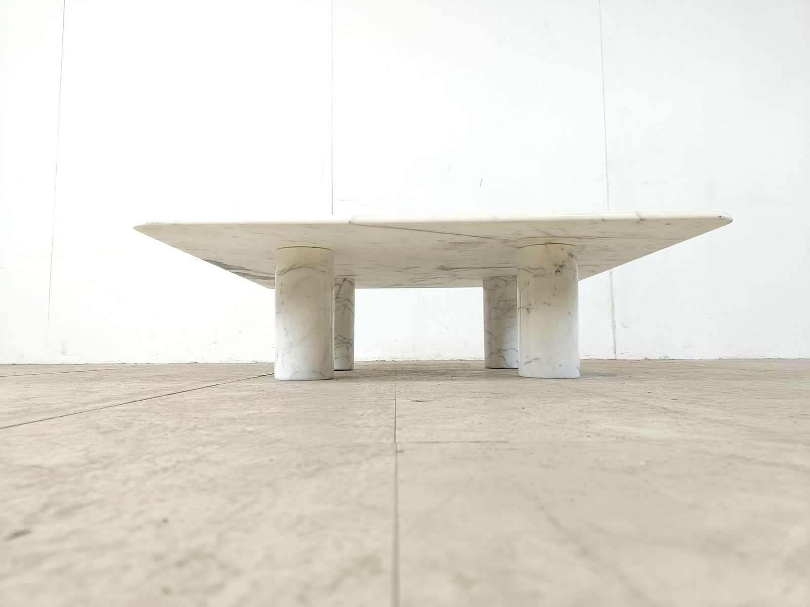 Angelo Mangiarotti Carrara Marble Coffee Table For Up&Up, Italy photo for sale