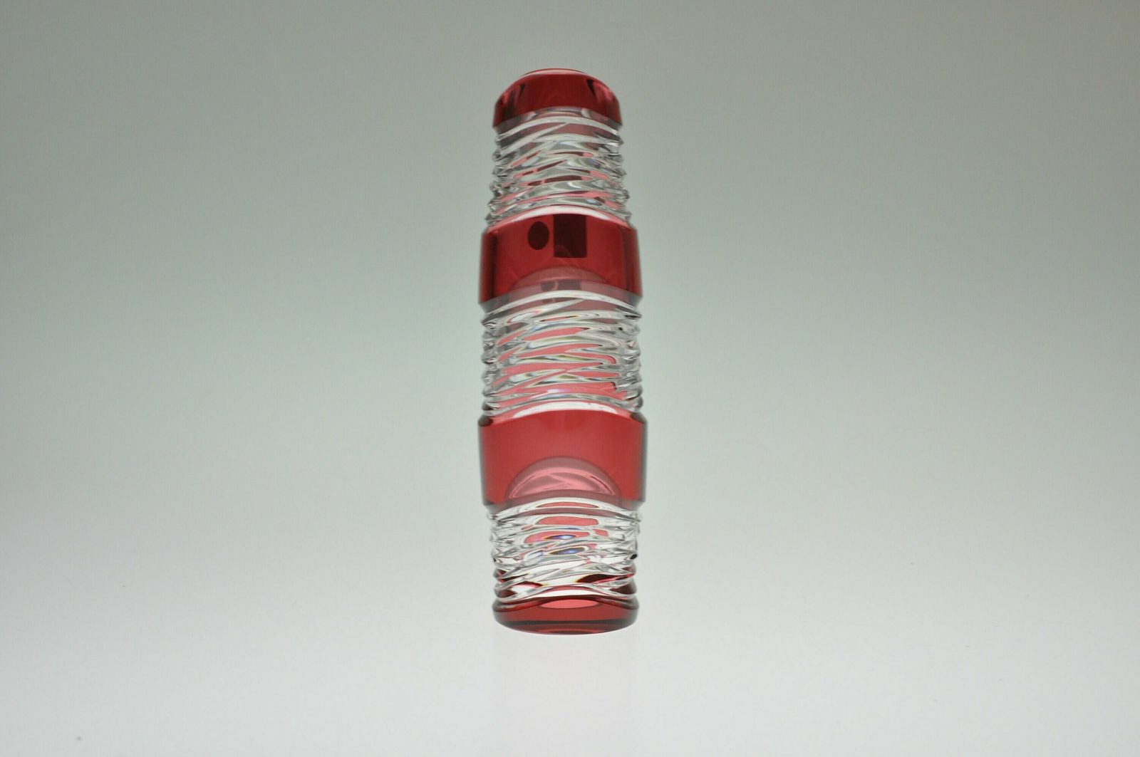 Rode Glazen Vaas, Tsjechisch Glas, Geslepen Vaas, Rode Vaas, Kunstglas, Vintage Glas, Boheemse Vaas photo vinterior