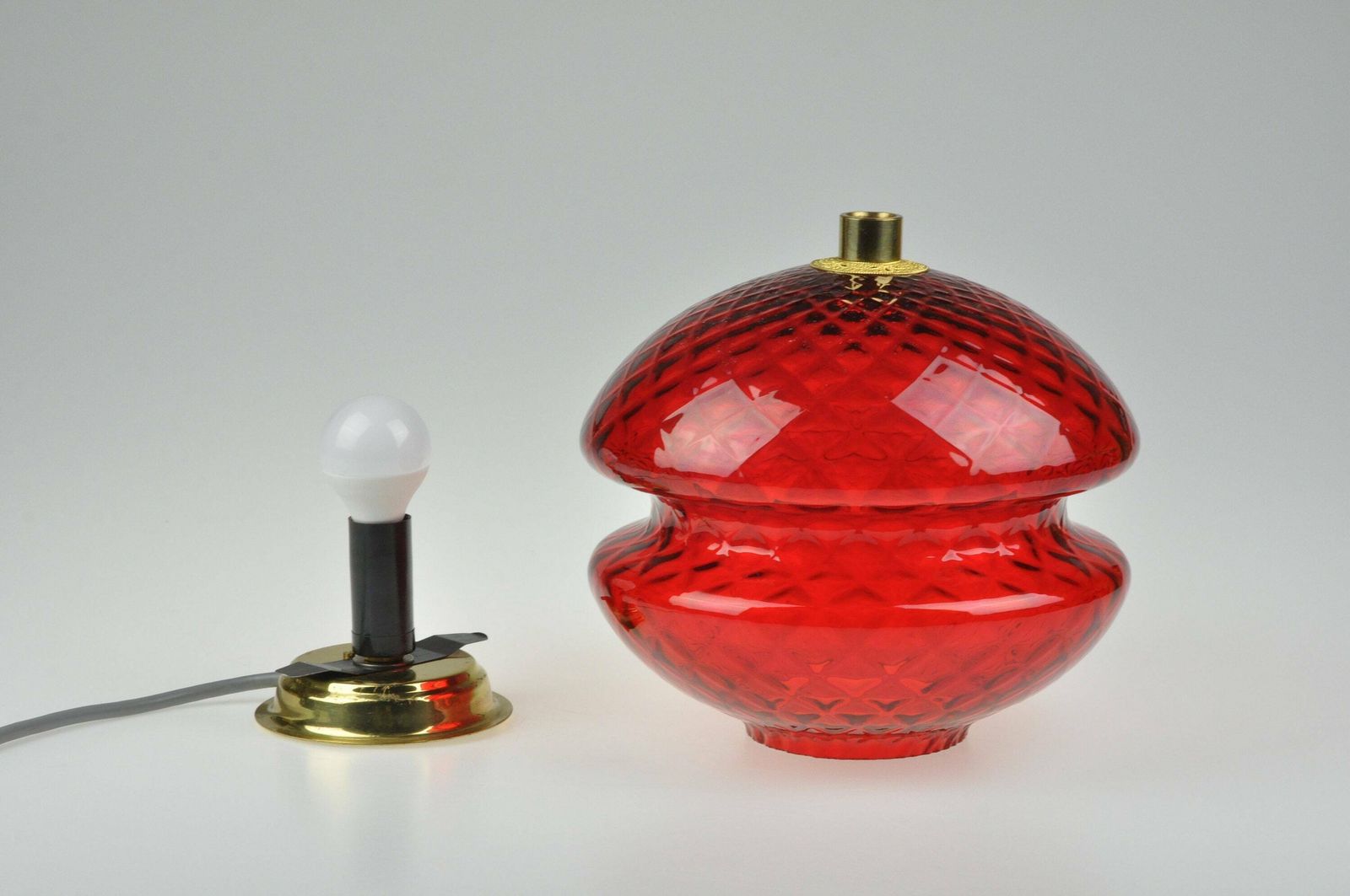 photo furniture Vintage Mood Lamp, Mid Century Lamp, Bedside Lamp, Mid Century Glass Lamp, Table Lamp, Desk Lamp, Vintage Light, Vintage Lighting, Red Lamp