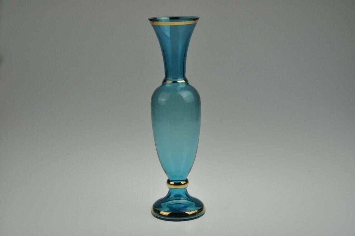 Tsjechische Vintage Blauwe Glazen Vaas | Vintage Vaas | Antieke Vaas | Blauwe Glazen Vaas | Glazen Vaas | Art Glass Vaas photo Woonaccessoires