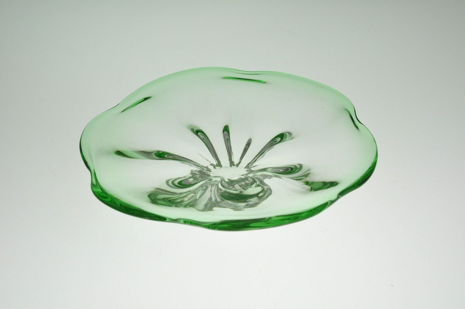 Josef Hospodka Chribska Glass Bowl, Bohemian Glass, Bohemian Art Glass, Blown Glass, Blown Glass Bowl, Glass Handmade Bowl, Art Glass Bowl photo 109.0