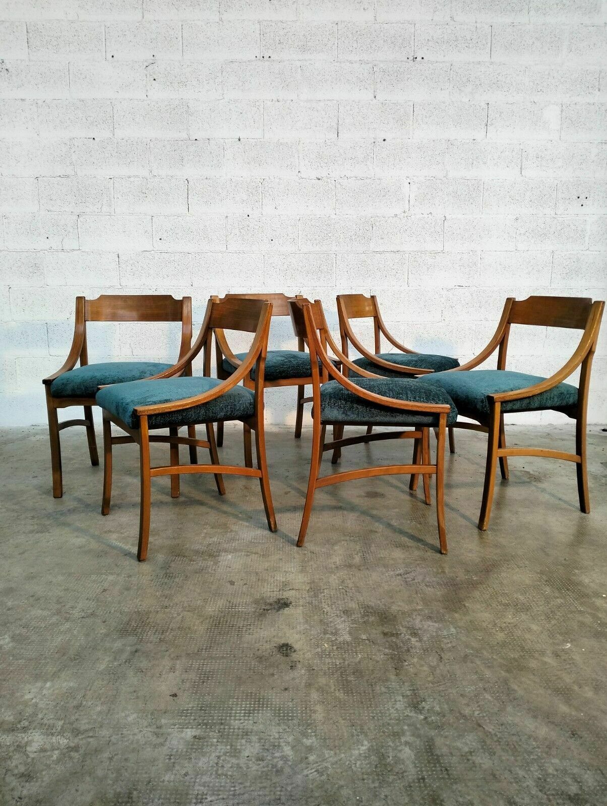 Set Of 6 Wooden Dining Chairs In The Style Of Ico Parisi For Cassina 70s photo vintage