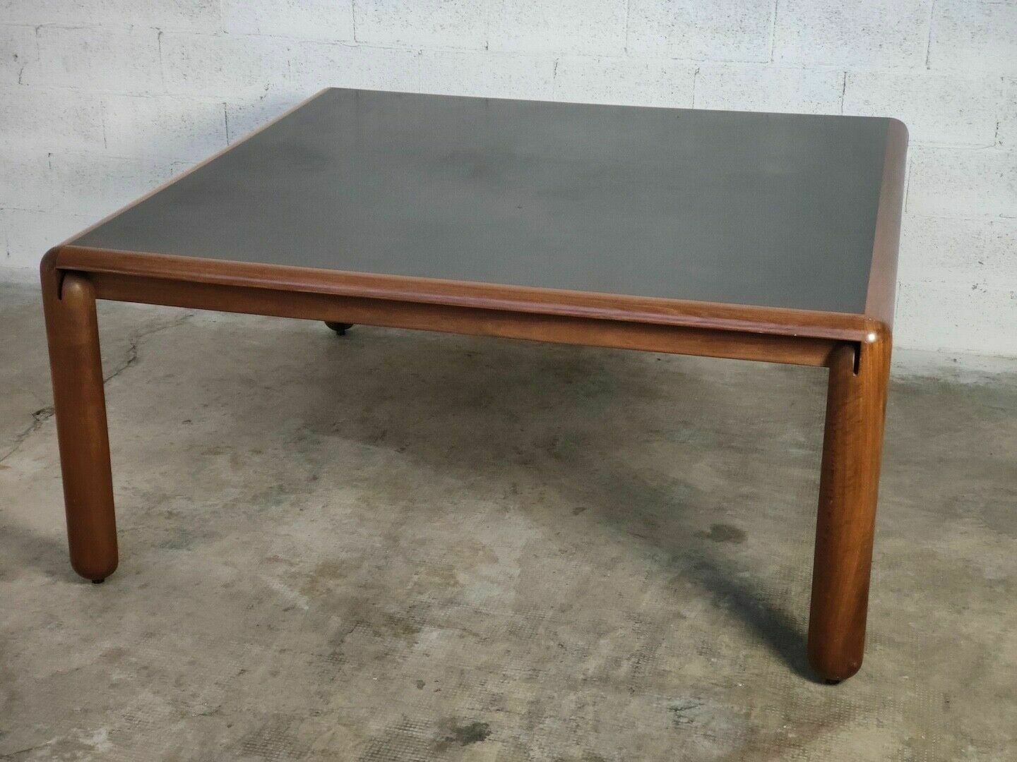 Square Walnut Table Model 781 By Vico Magistretti For Cassina 60s,70s photo buy