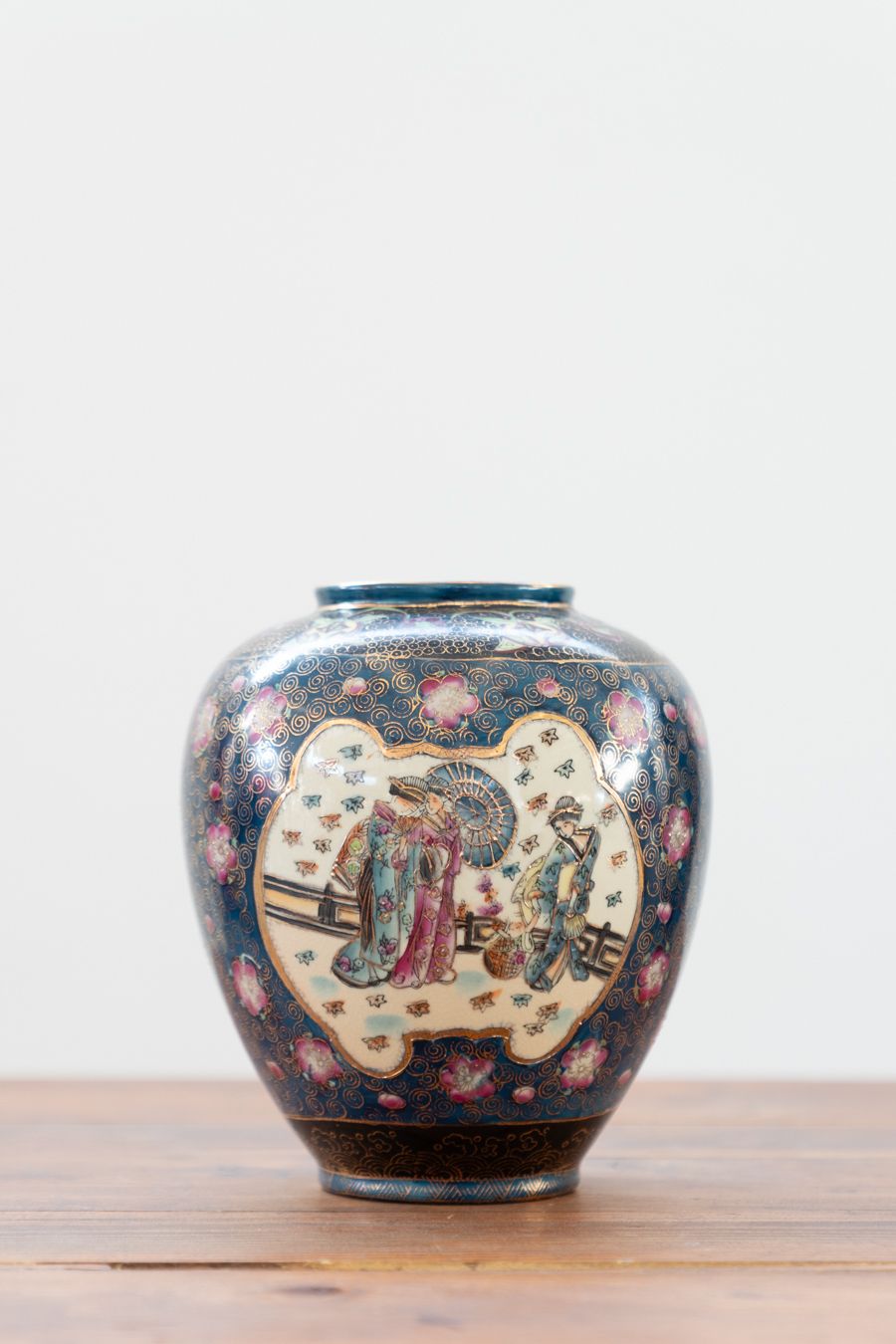 Japanese Porcelain Vases, Meiji Period, 19th Century Oriental Porcelain Art, Set Of 2 photo furniture