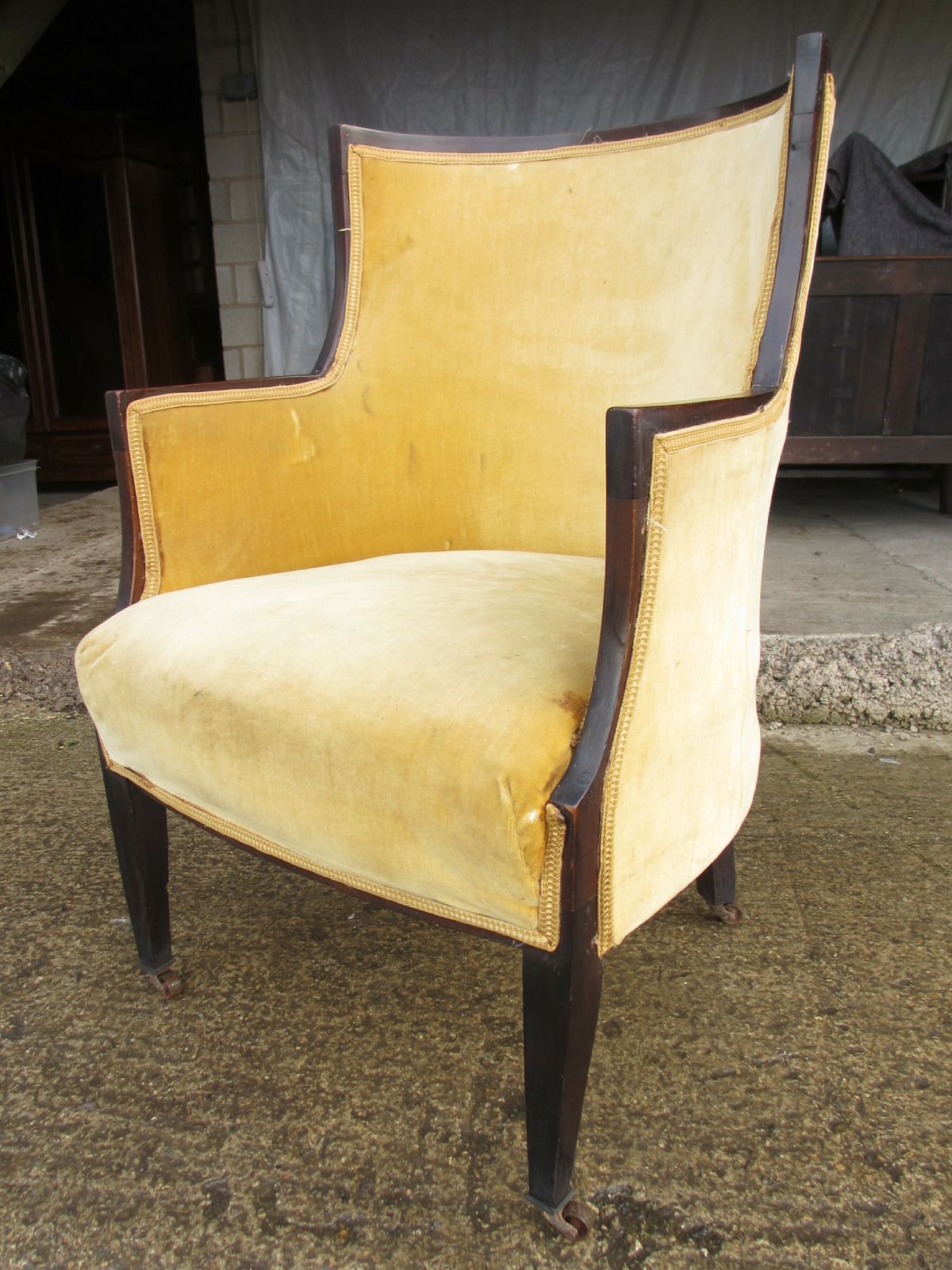 885.0 19th Century Mahogany Framed Upholstered Tub Armchair photo