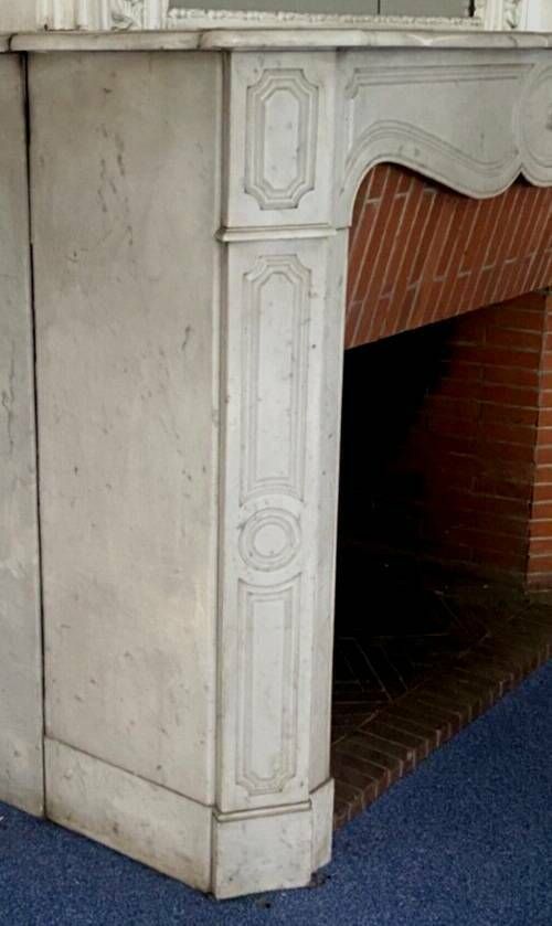 Home Fixtures Louis XV Style Fireplace Model Pompadour White Carrara Marble 20th Century photo