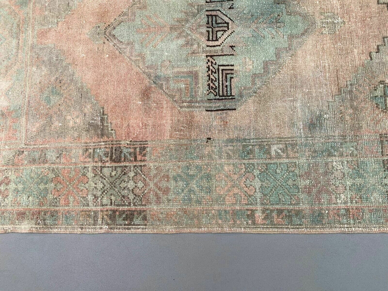 photo furniture Shabby Turkish Oushak Rug 184x108 Cm Vintage Carpet Ushak Region Medium