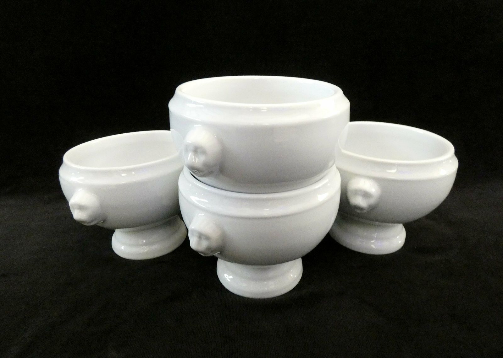 4 Vintage White Porcelain Bowls French Onion Soup Lion Head Handles Retro Pedestal Bowls