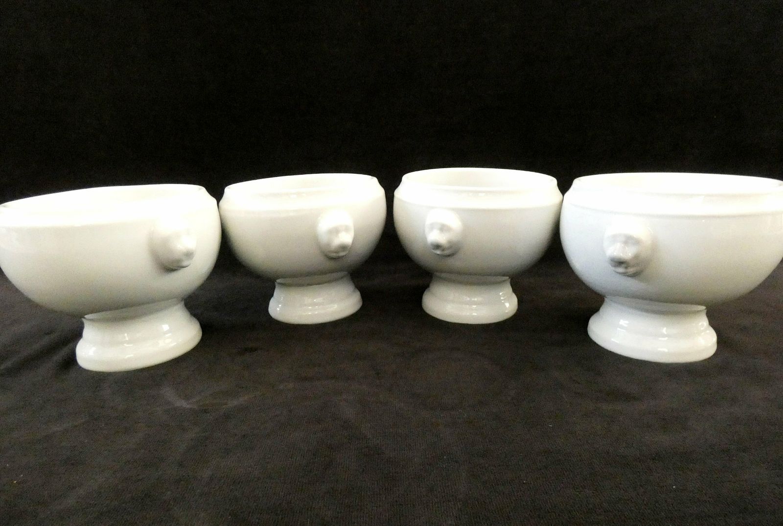 4 Vintage White Porcelain Bowls French Onion Soup Lion Head Handles Retro Pedestal Bowls photo for sale