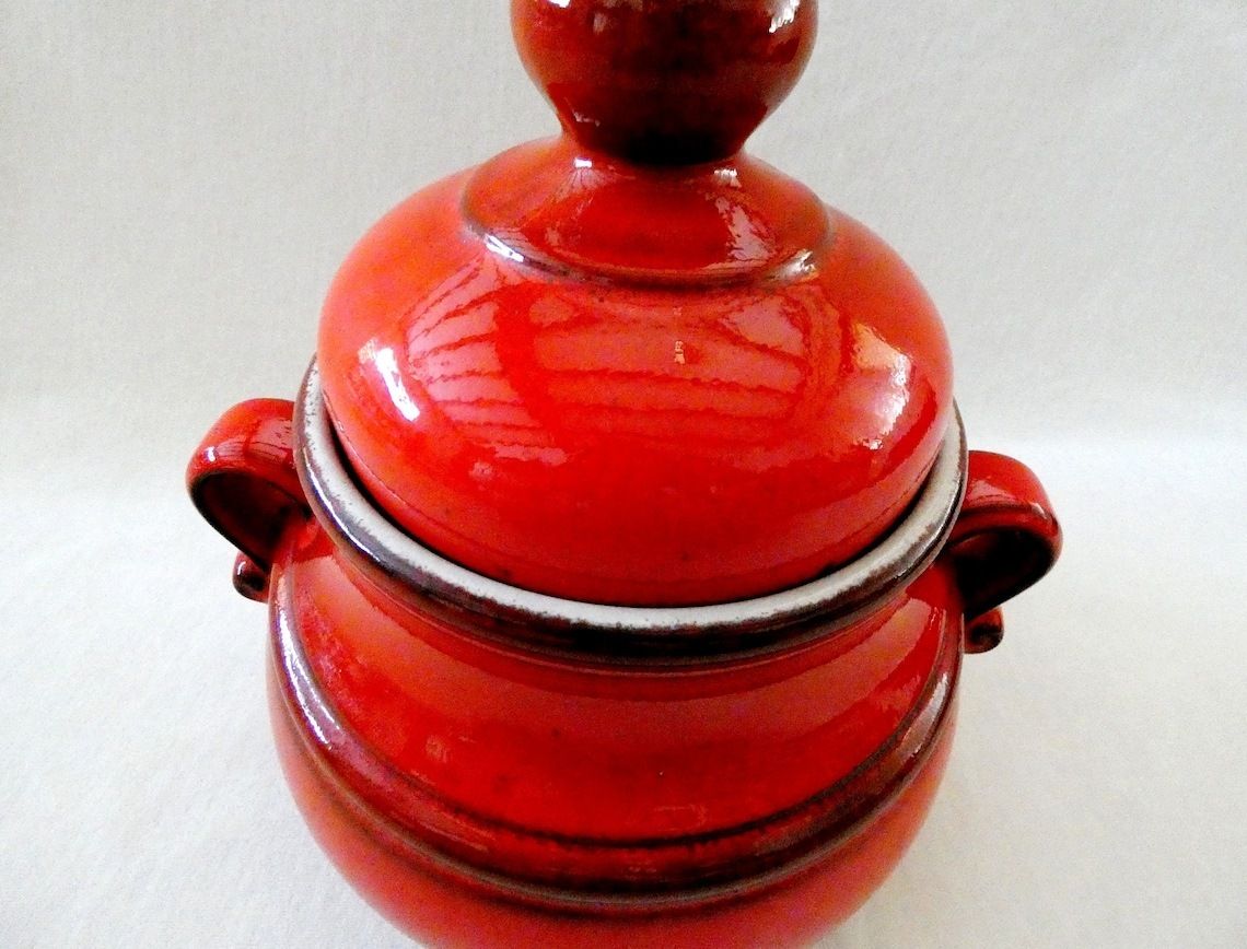 Grote Vintage Franse Terrine, Rood Keramisch Servies, Mid Century Majolica Soepterrine photo vinterior
