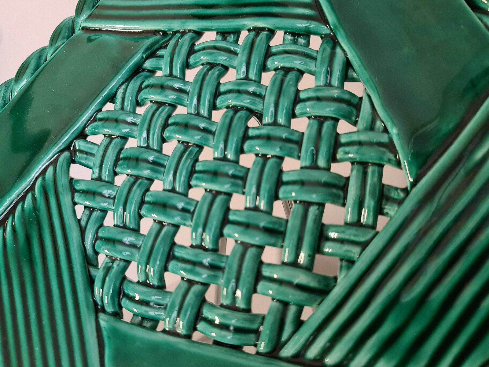 Trivety Signed Vallauris Fpp In Massier Green / 50s / French Ceramics / Craftsmanship / France / Twentieth Century photo 228.0