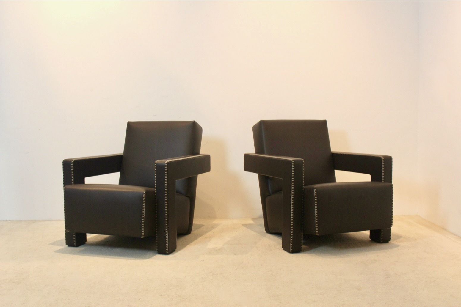 9995.0 Chocolate Brown Leather ‘Utrecht’ Lounge Chairs By Gerrit Rietveld For Cassina photo