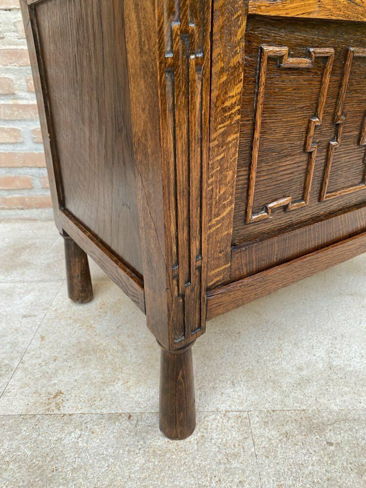 Late 19th Century French Carved Oak Coffer photo vinterior