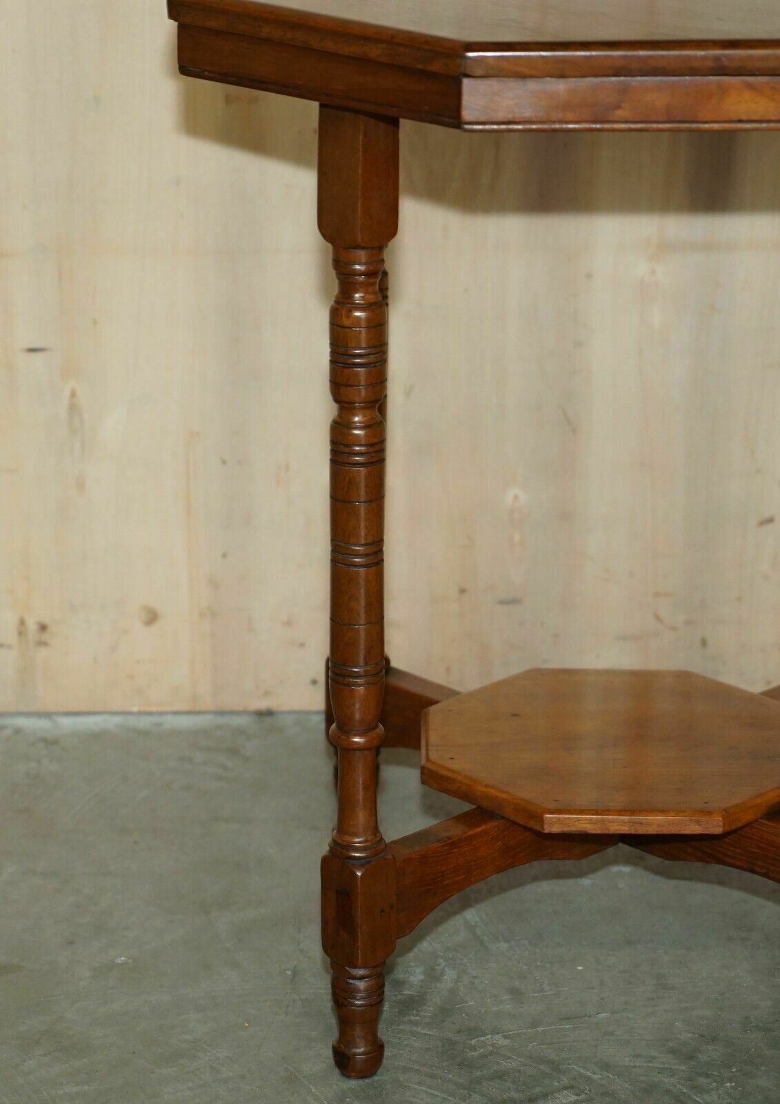 Decorative English Victorian Hand Carved Octagonal Side End Occasional Table photo vinterior