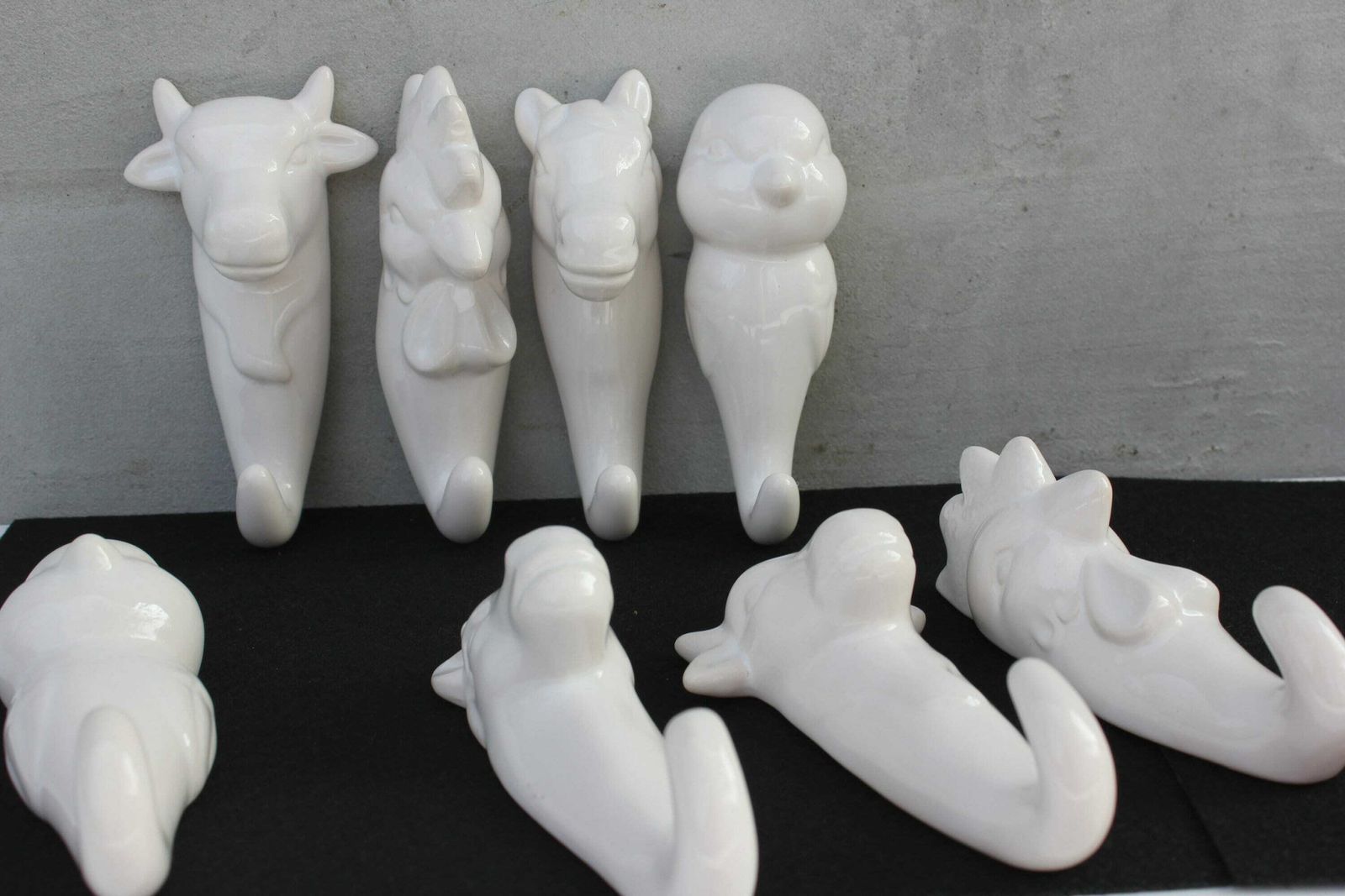 Set Farm Porcelain Hangers Wall Towel Hooks, White Hen, Horse, Chicken And Cow Heads Kitchen Or Bathroom Hangers photo furniture