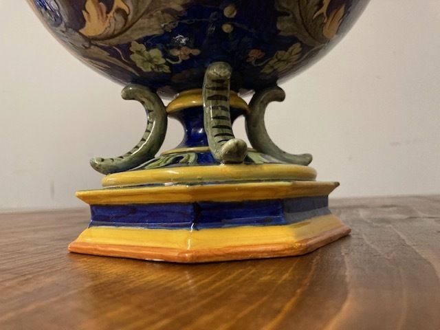 Antique Trilobed Majolica Vase Ginori 1860 With Festoons. Blue Signature. Very Good Condition photo buy