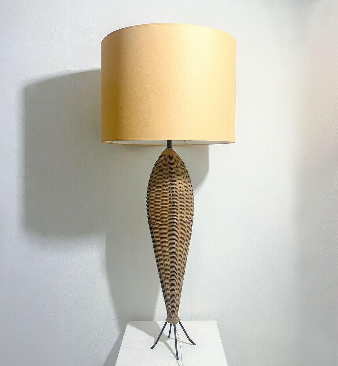Mid Century Modern Rattan Table Lamp