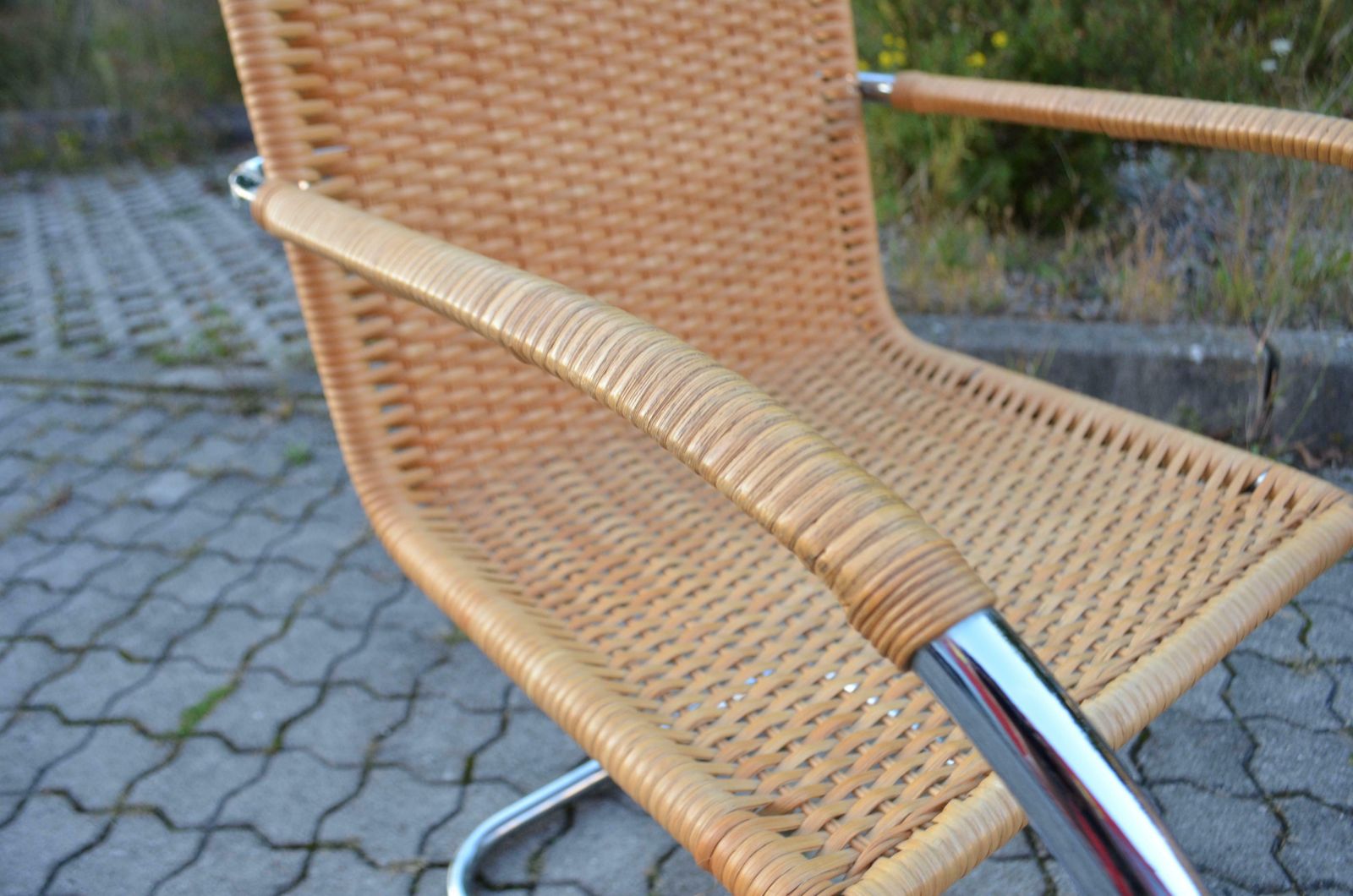 photo buy Early Thonet S533 Rf Cane Weißenhof Armchair Chair Mies Van Der Rohe Set Of 2