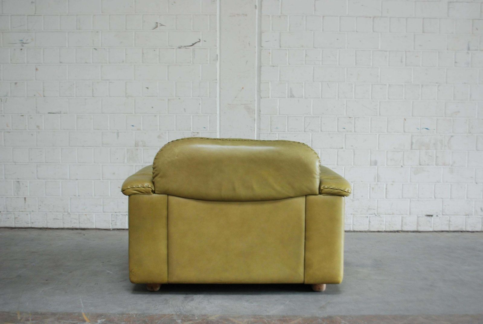 photo vintage De Sede James Bond Leather Lounge Chair Ds 101 Olive Green