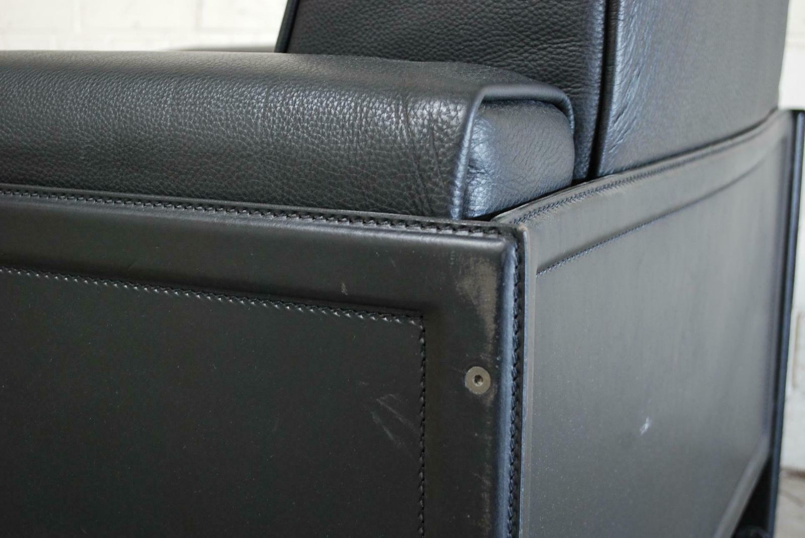 photo vinterior Matteo Grassi Korium Leather Armchair Or Chair Korium By Tito Agnoli