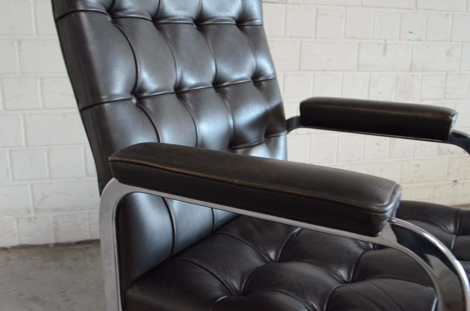 photo vinterior Robert Haussmann De Sede Rh 305 High Back Chair Black