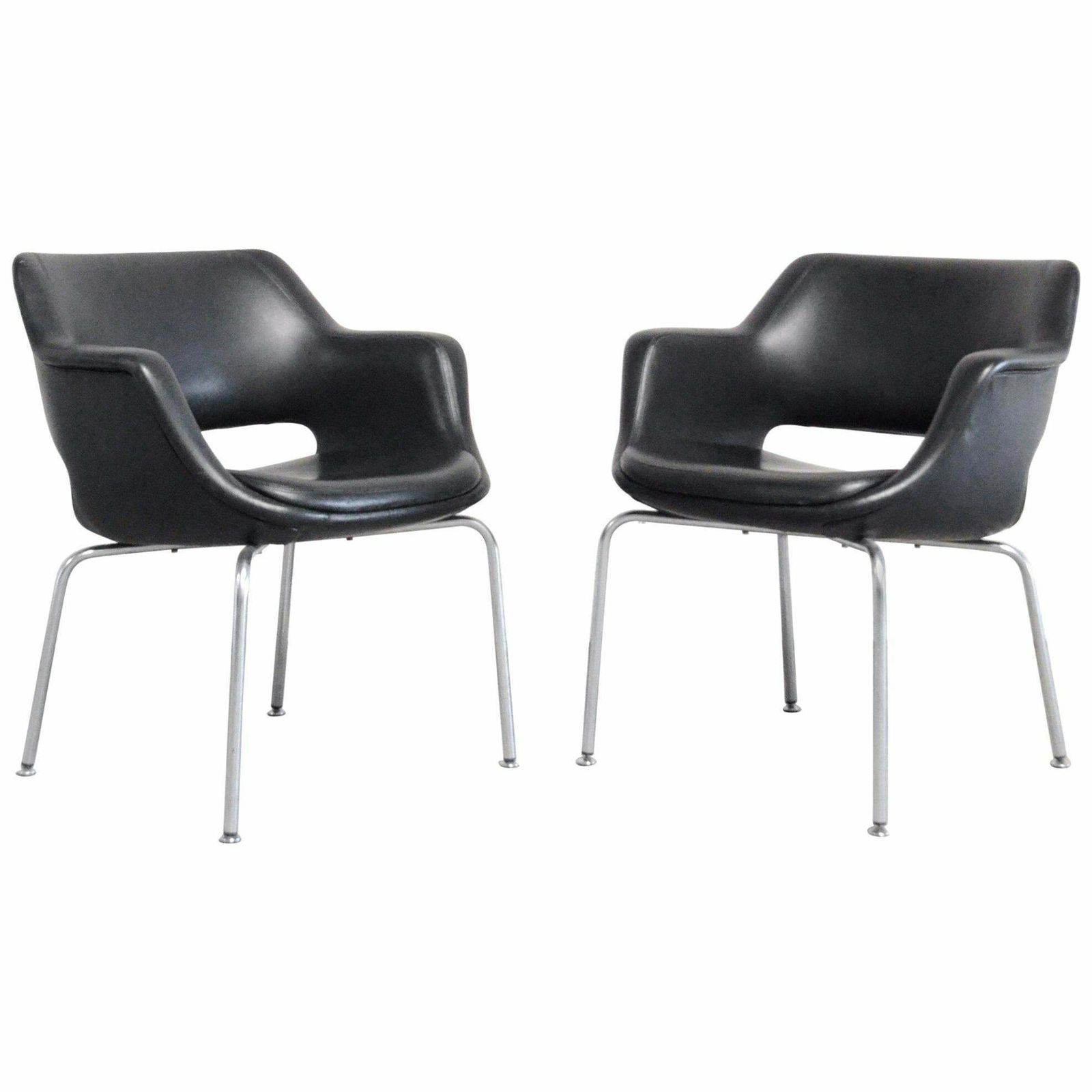 Olli Mannermaa Pair Of Leather Kilta Chair By Eugen Schmidt & Cassina Martela