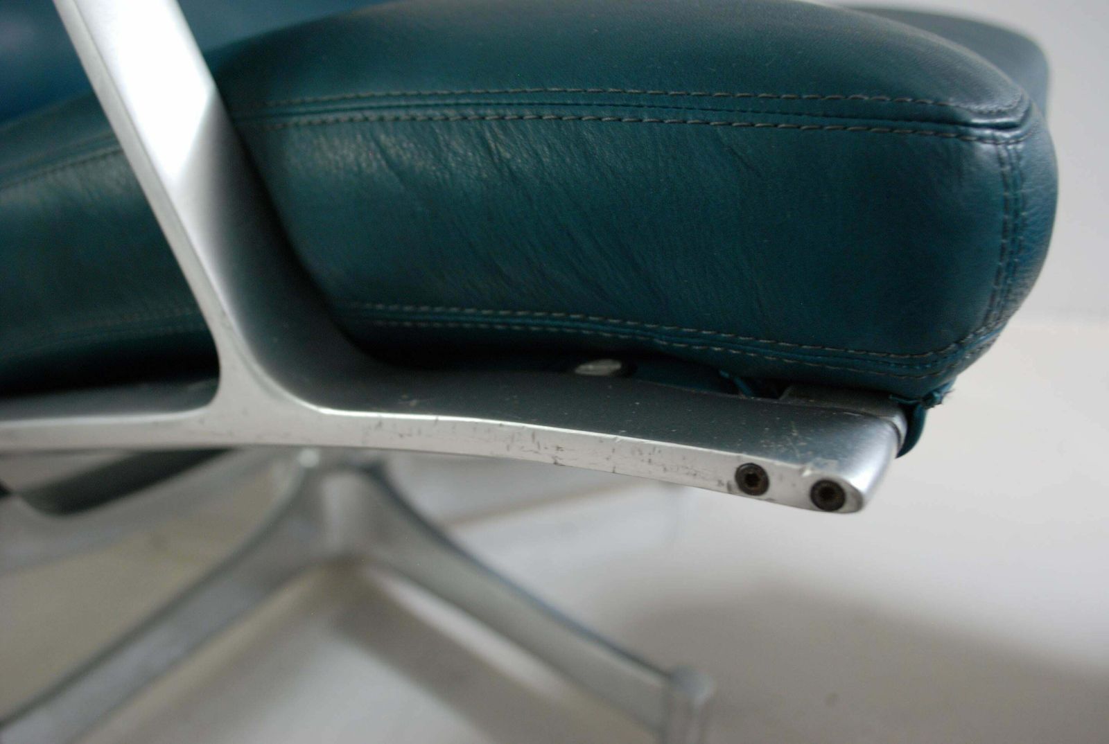 Kill International Fk 85 Lounge Chair And Ottoman Petrol By Kastholm & Fabricius photo buy