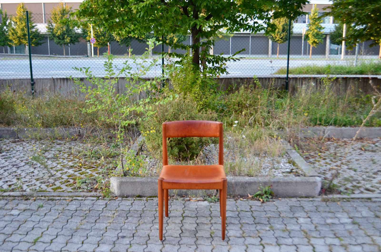 photo furniture Aage Schmidt Christensen Fritz Hansen Danish Teak Cognac Dining Chair Set Of 4