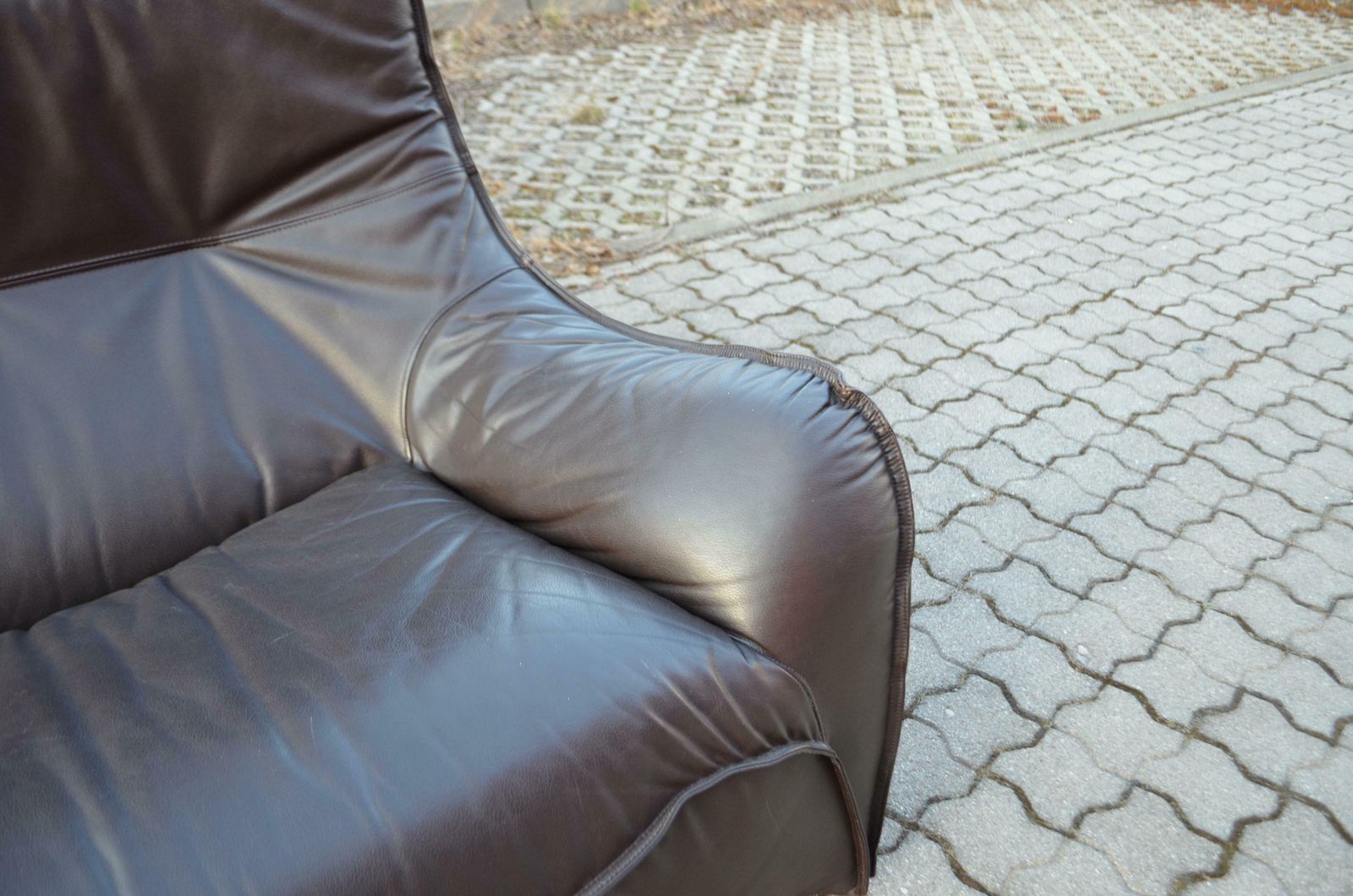photo vinterior Rare Ligne Roset Model Satan By Bernard Govin Brown Leather Togo Sofa