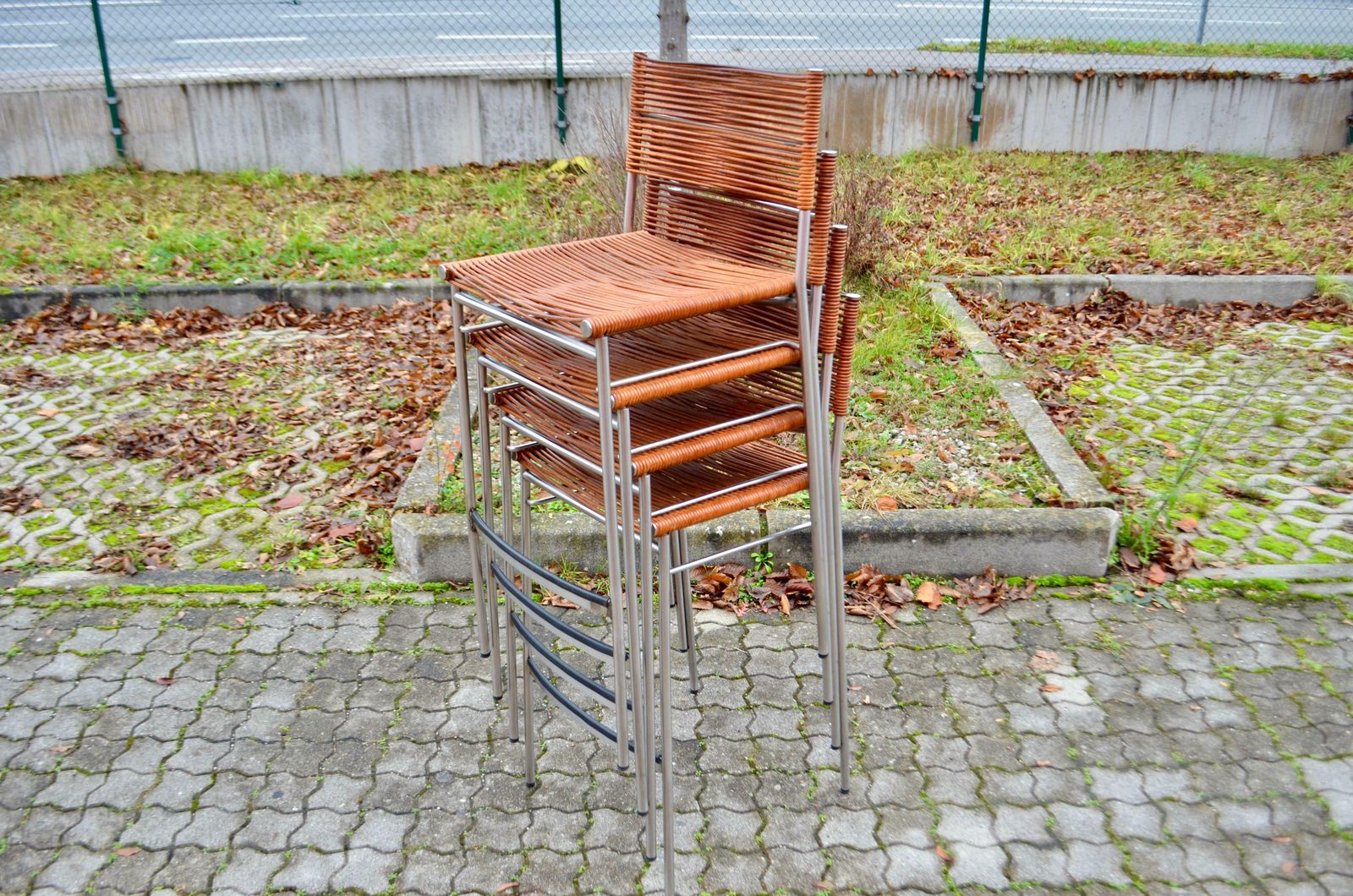 photo vintage Vintage Bonacina Miss B Classic Cognac Bar Stool Chair By Tito Agnoli Set Of 4