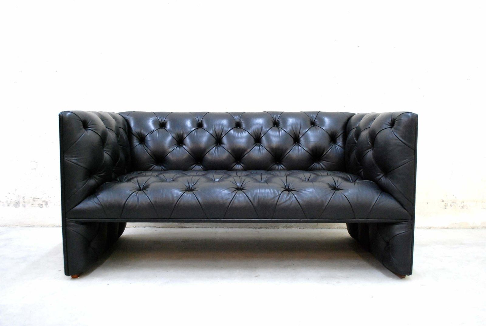 Wittmann Black Leather Sofa Model Edwards Design By Eward B. Tuttle photo furniture