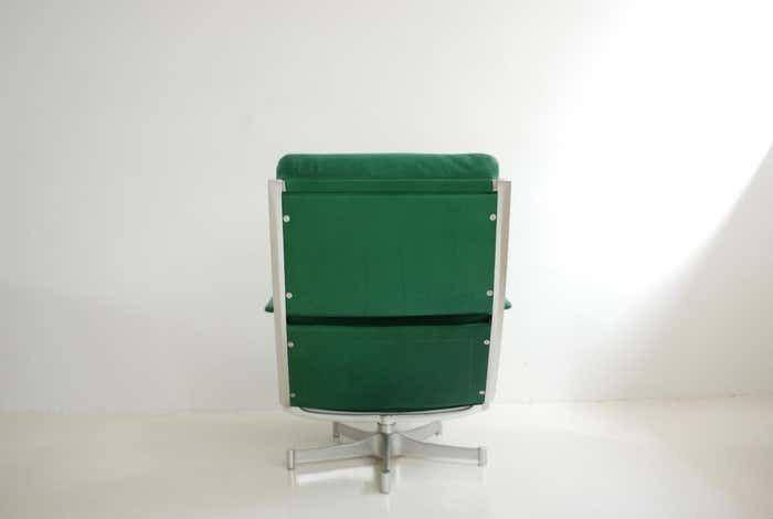 photo furniture Kill International Fk 85 Lounge Chair Green By Kastholm & Fabricius Kelly Green