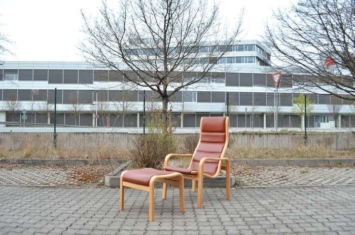 Yngve Ekström Modell Melano Swedese Ox Red Leather Highback Lounge Chair Beech photo 2118.0