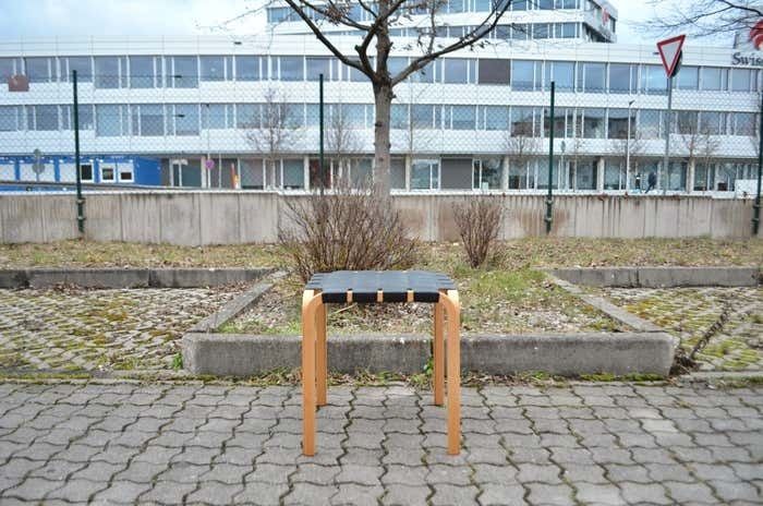 photo vintage Alvar Aalto For Artek Model Y61 Stool Chair Black Leather 1 Of 2