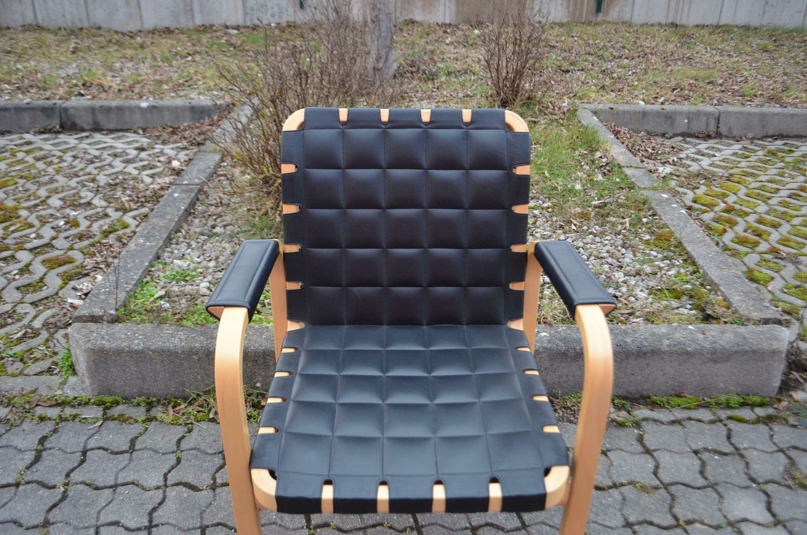Alvar Aalto For Artek Model 45 Armchair Chair Black Leather 1 Of 6 photo buy