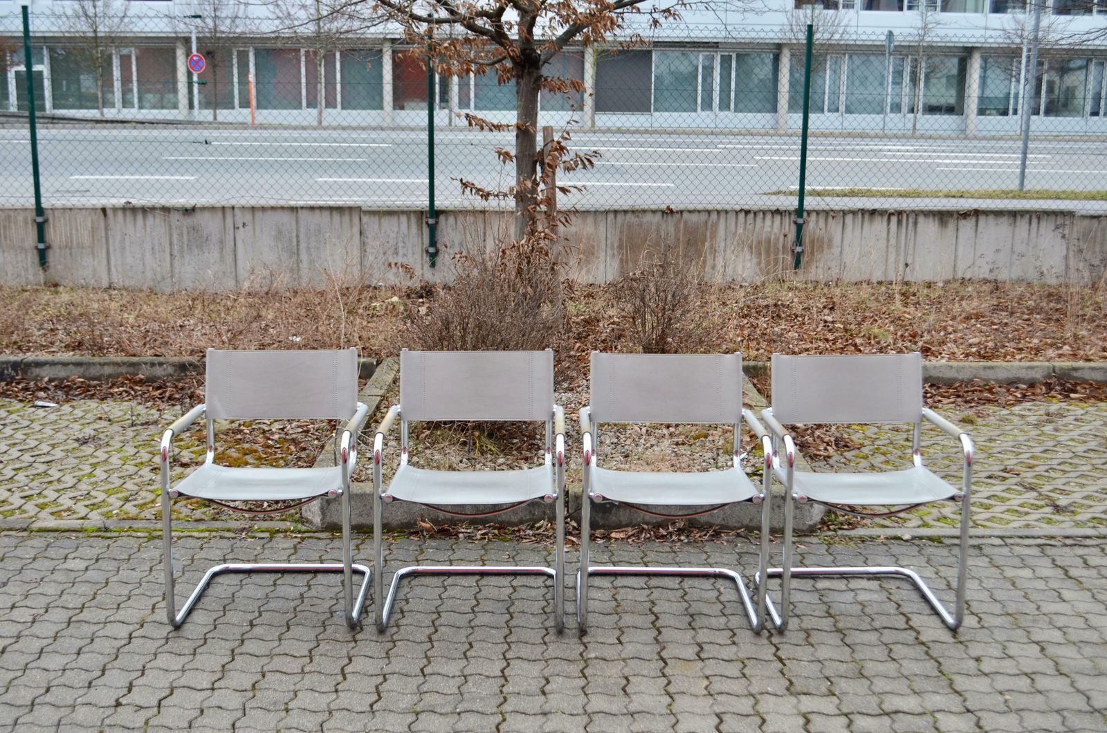 Vintage Italy Light Grey Leather Dining Chairs Armchairs Cantilever Set Of 4 photo Furniture