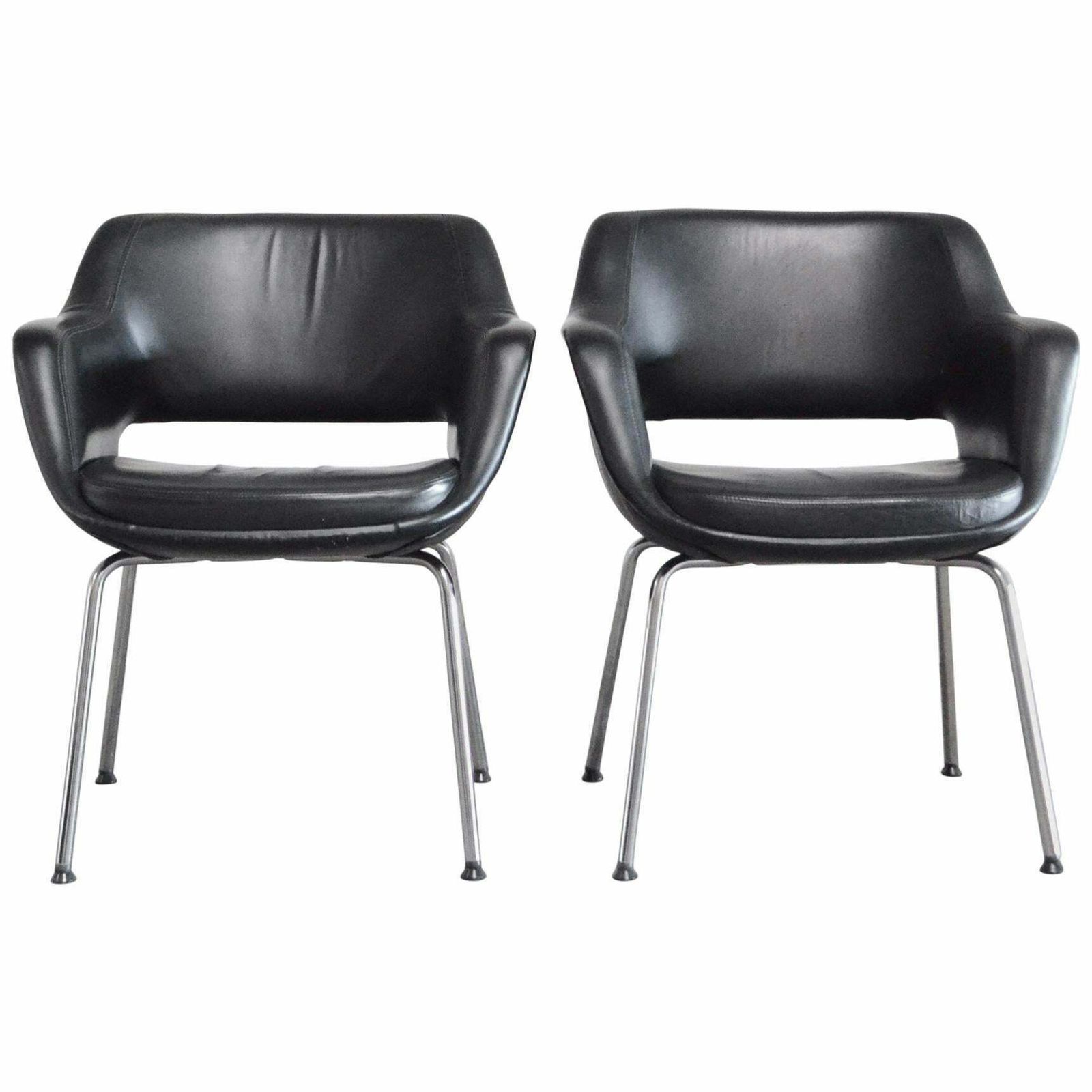 Olli Mannermaa Pair Of Leather Kilta Chair By Eugen Schmidt & Cassina Martela