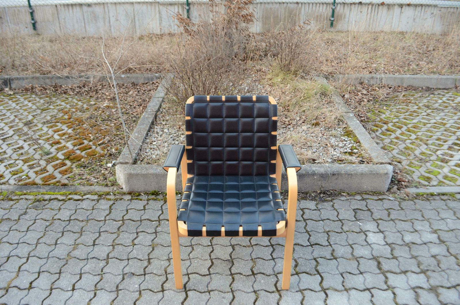 Alvar Aalto For Artek Model 45 Armchair Chair Black Leather 1 Of 4 photo buy