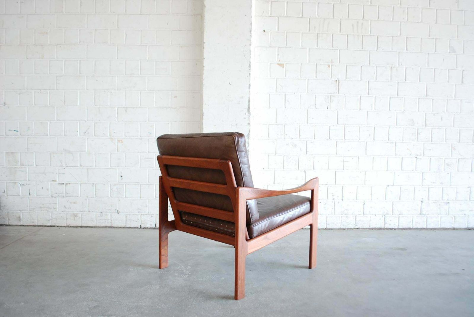 Illum Wikkelsø Leather Armchair Chair Brown Niels Eilersen photo Furniture