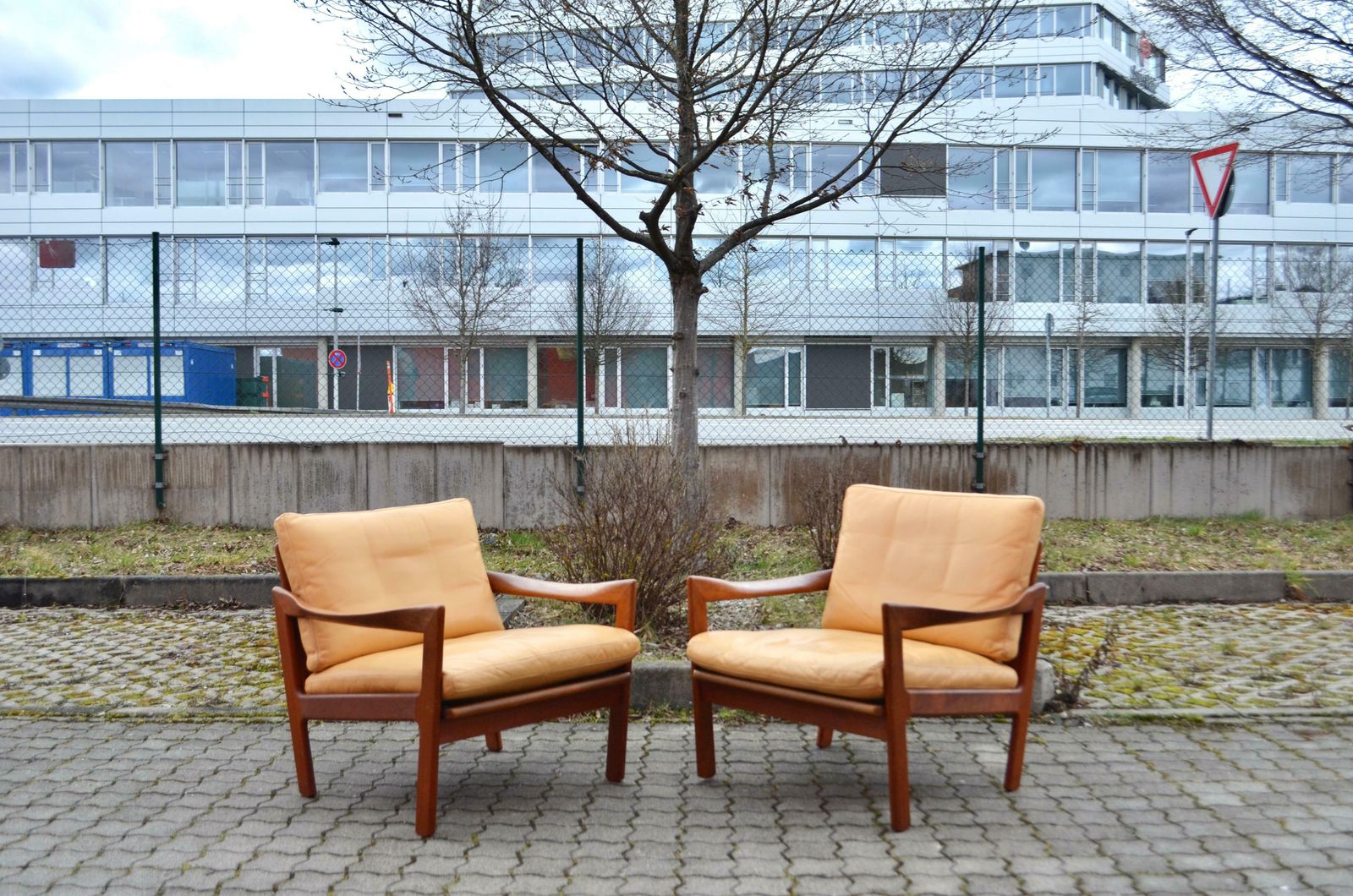 Illum Wikkelsø Wikkelsoe Leather Teak Armchair Chair Ocher Niels Eilersen 1 Of 3 photo buy