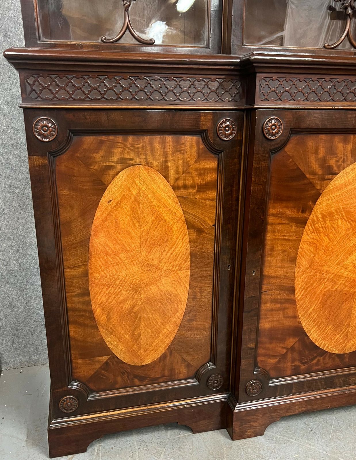 Good Quality Antique Mahogany Breakfront Bookcase. photo for sale