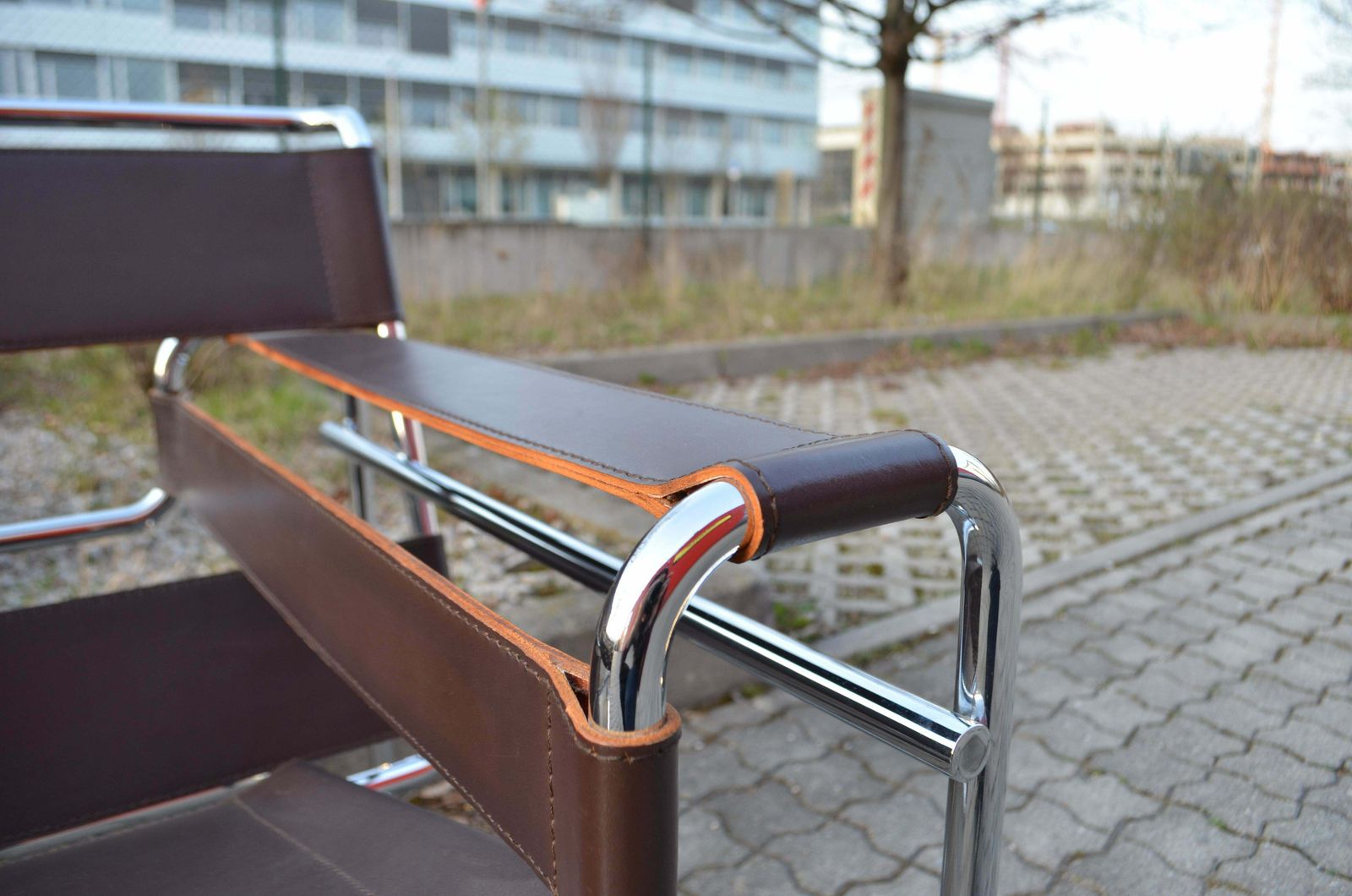 Knoll International Wassily Chair By Marcel Breuer Brown Leather Set Of 2 photo vintage
