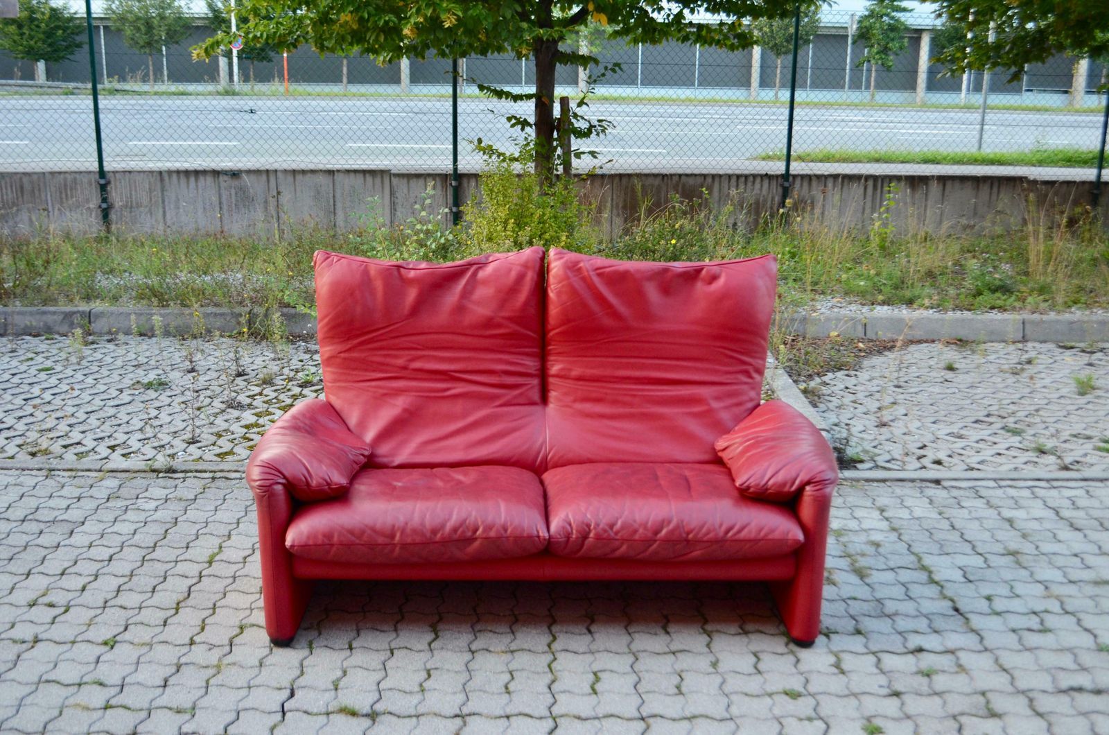 Cassina Maralunga Red Berry Leather Sofa By Vico Magistretti photo vinterior